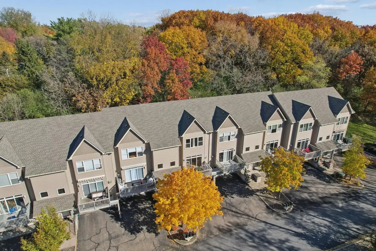 9816 Cove Drive, Minnetonka, MN 55305 - Image #1