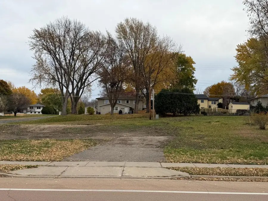 8101 Victoria Drive, Victoria, MN 55386 - Image #2