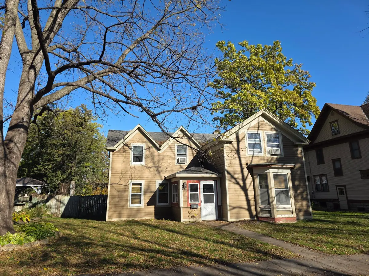 208 6th Street W, Hastings, MN 55033 - Image #1