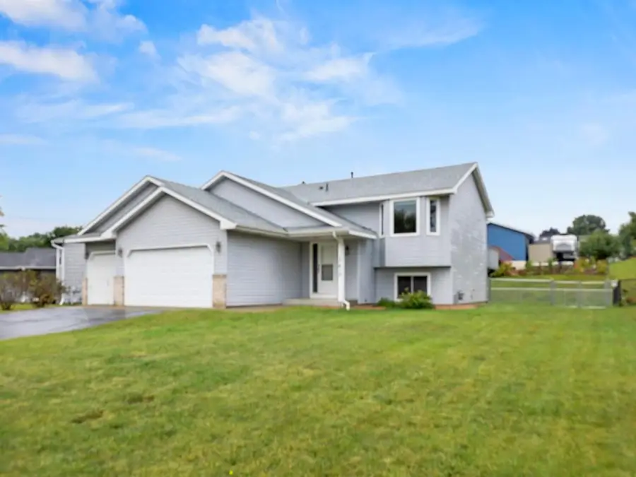 17415 Fireside Lane, Lakeville, MN 55024 - Image #2