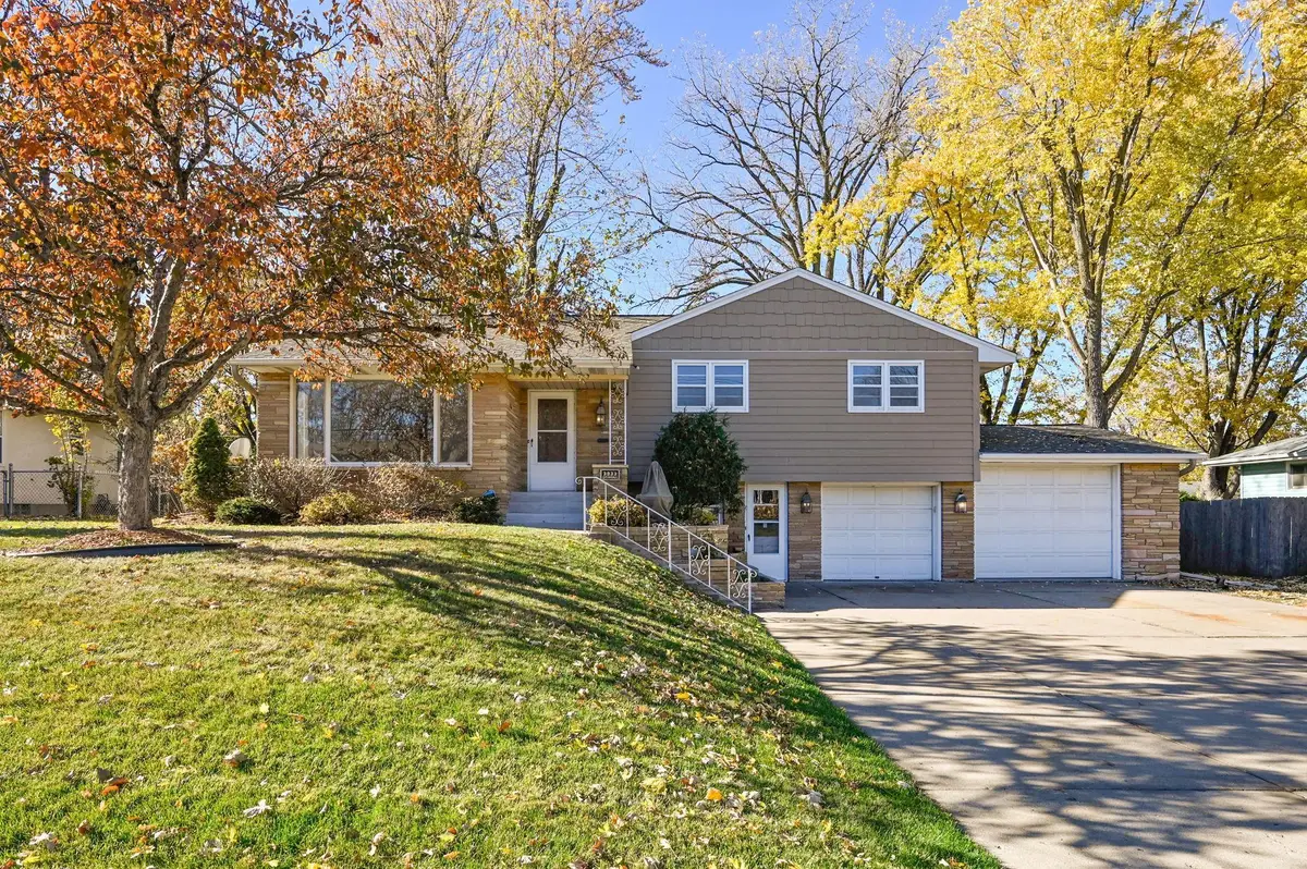 3933 Douglas Drive N, Crystal, MN 55422 - Image #1