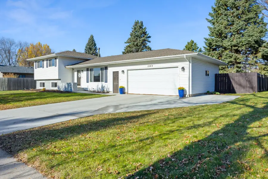 1543 25th Avenue S, Fargo, ND 58103 - Image #2