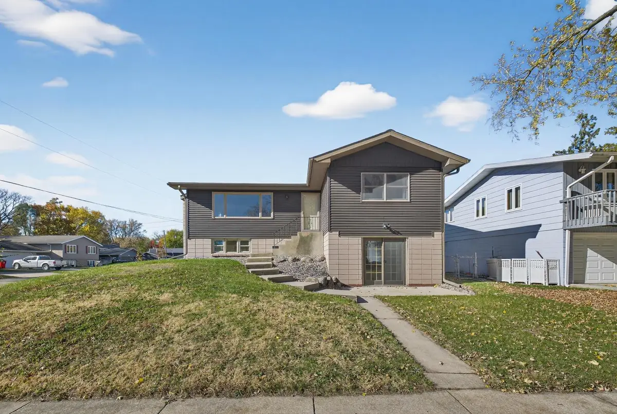 2118 21st Street Nw, Rochester, MN 55901 - Image #1