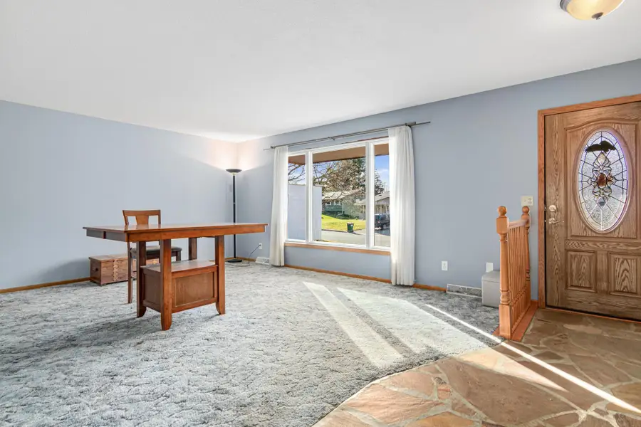 13025 Girard Avenue S, Burnsville, MN 55337 - Image #3