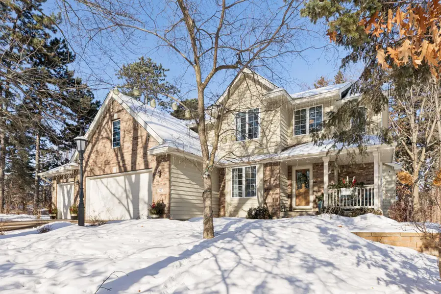 705 Valley View Court, Shoreview, MN 55126 - #2