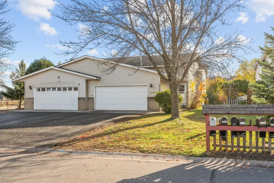 6364 Kahler Drive Ne, Albertville, MN 55301 - Image #2