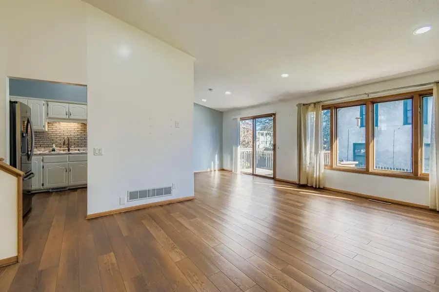 4035 Silver Lake Road Ne, Saint Anthony, MN 55421 - Image #2