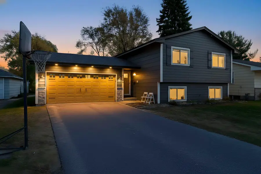 5538 Yates Avenue N, Crystal, MN 55429 - Image #2