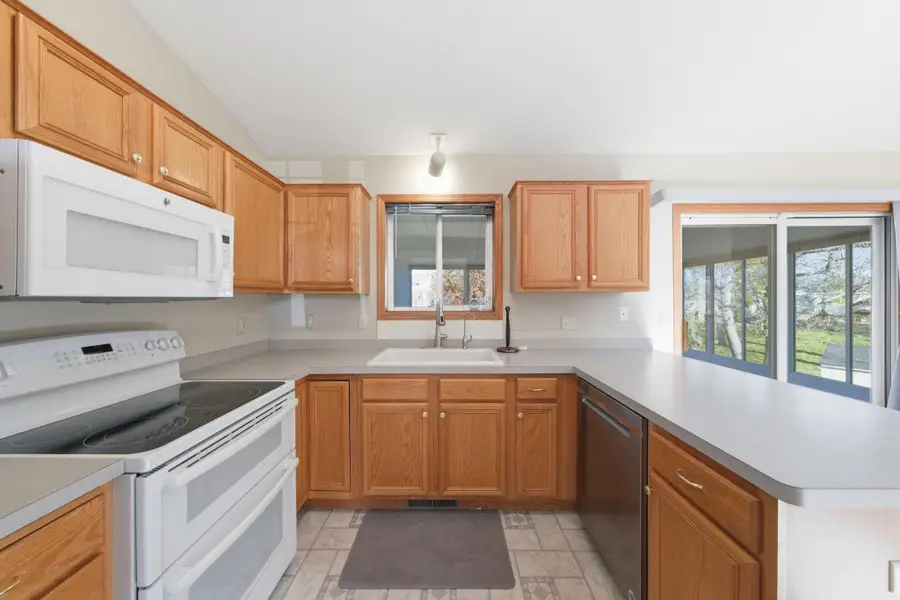 9100 Hampshire Avenue N, Brooklyn Park, MN 55445 - Image #2