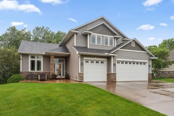 4829 Redpoll Court, Eagan, MN 55123