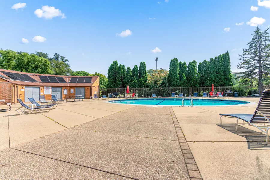 3320 Louisiana Avenue S #112, Saint Louis Park, MN 55426 - Image #3