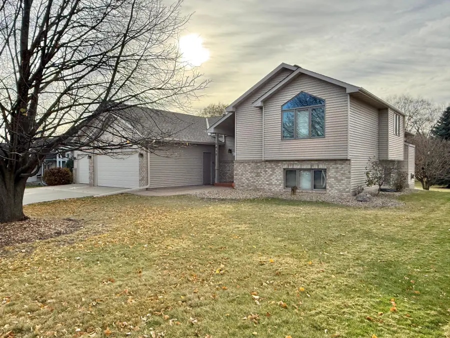 5415 Teakwood Lane N, Plymouth, MN 55442 - Image #3