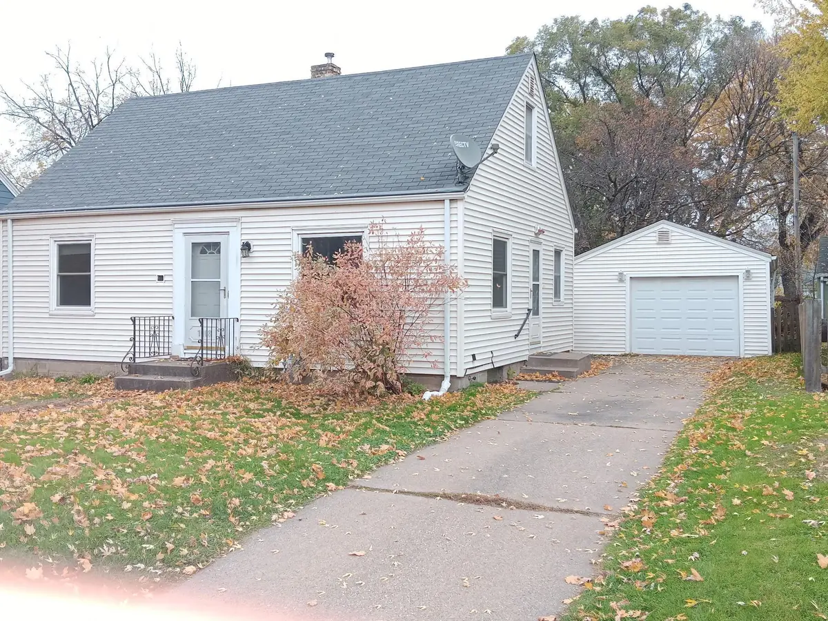 1108 Oakdale Avenue, West Saint Paul, MN 55118 - Image #1