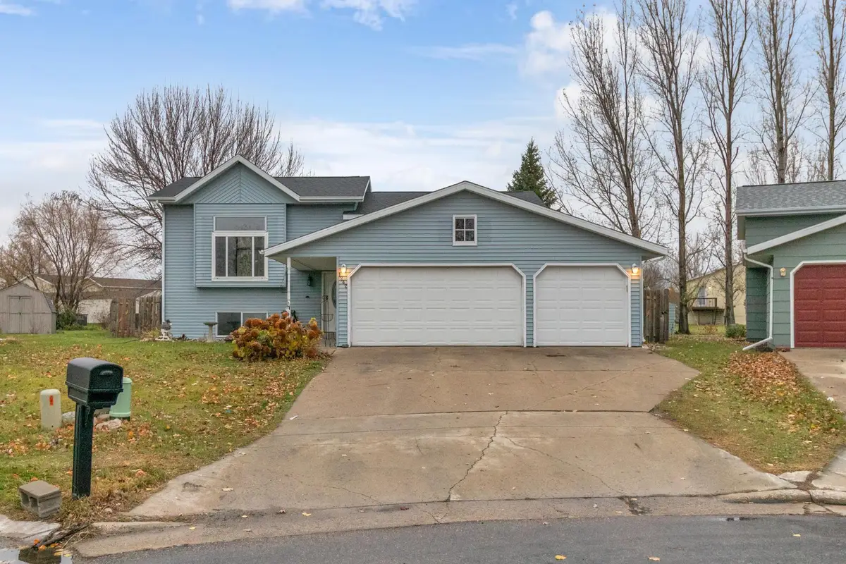 1242 32nd Street Circle S, Moorhead, MN 56560 - Image #1