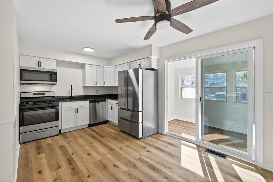 4329 Lakeland Avenue N, Robbinsdale, MN 55422 - Image #3