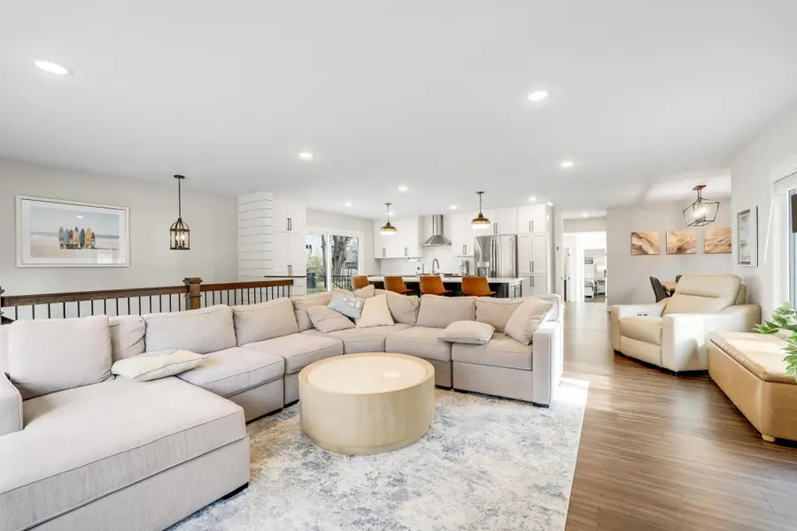 25/15 Waseca Avenue, Tonka Bay, MN 55331 - Image #3