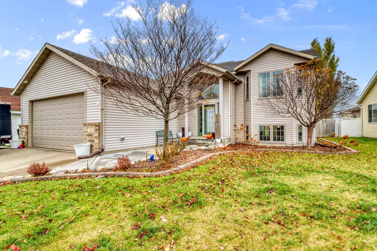 723 16 Avenue W, West Fargo, ND 58078 - Image #1