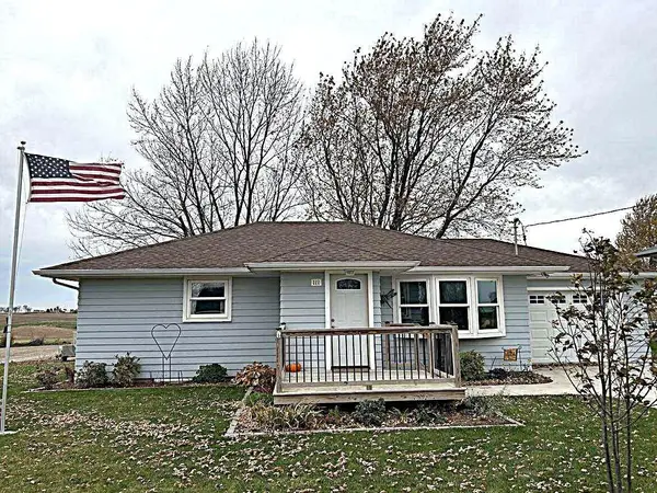 111 S 4th Street, Bellechester, MN 55027