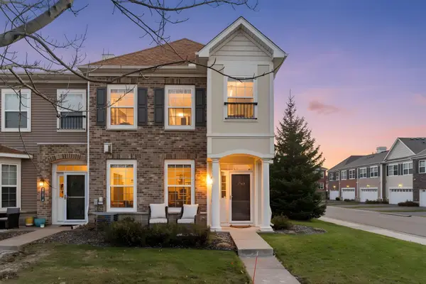 17390 72nd Avenue N #1301, Maple Grove, MN 55311