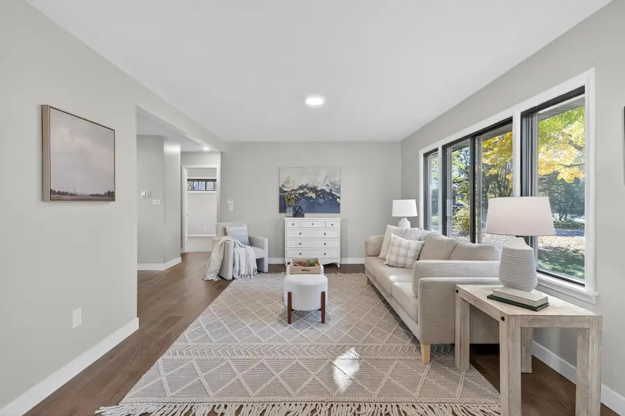 563 Doris Avenue, Shoreview, MN 55126 - Image #3