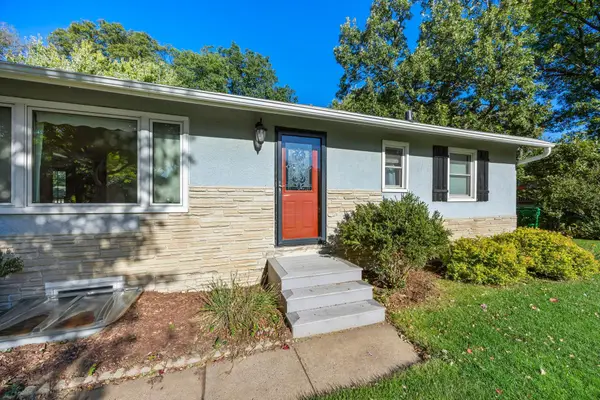 9706 Foley Boulevard Nw, Coon Rapids, MN 55433