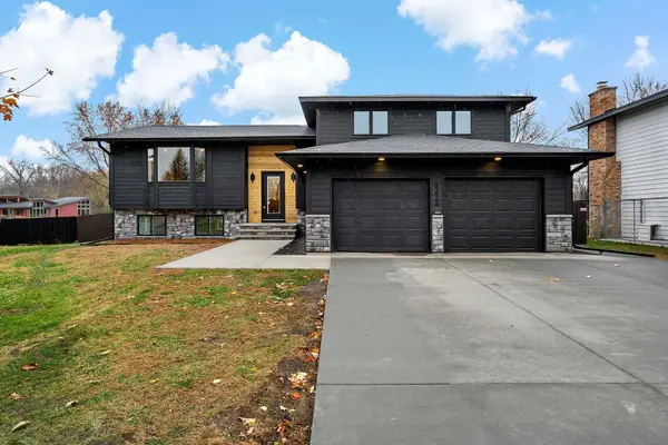 8028 Morgan Circle N, Brooklyn Park, MN 55444