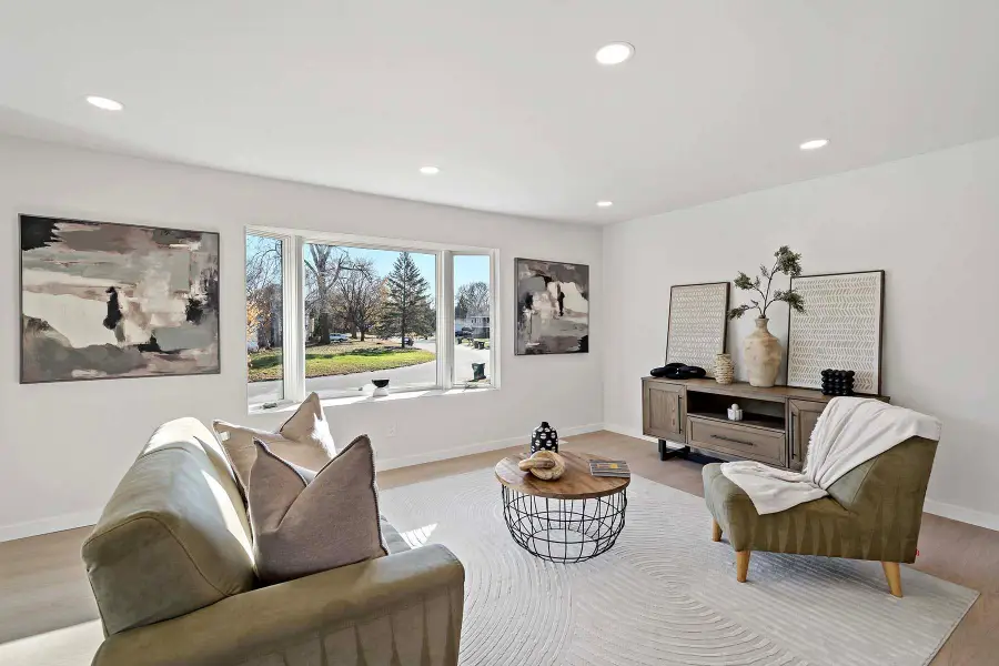 8028 Morgan Circle N, Brooklyn Park, MN 55444 - Image #2