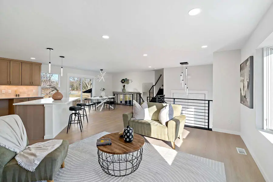 8028 Morgan Circle N, Brooklyn Park, MN 55444 - Image #3