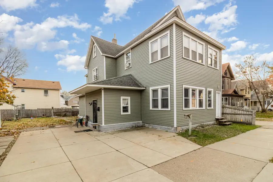 328 Edmund Avenue, Saint Paul, MN 55103 - Image #2