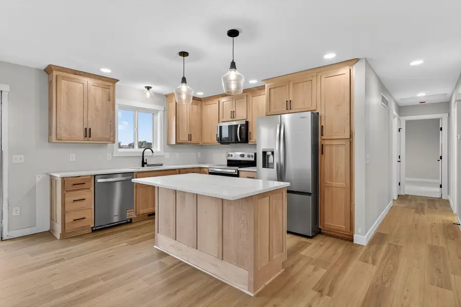 655 1st Street Se, Elgin, MN 55932 - Image #2