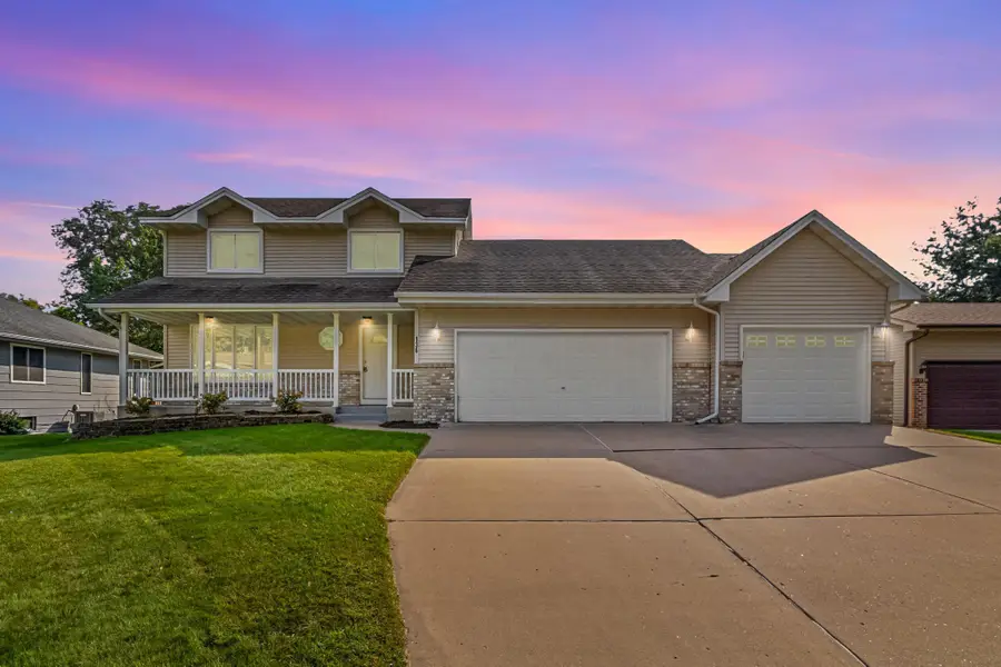 136 71 1/2 Way Ne, Fridley, MN 55432 - Image #2