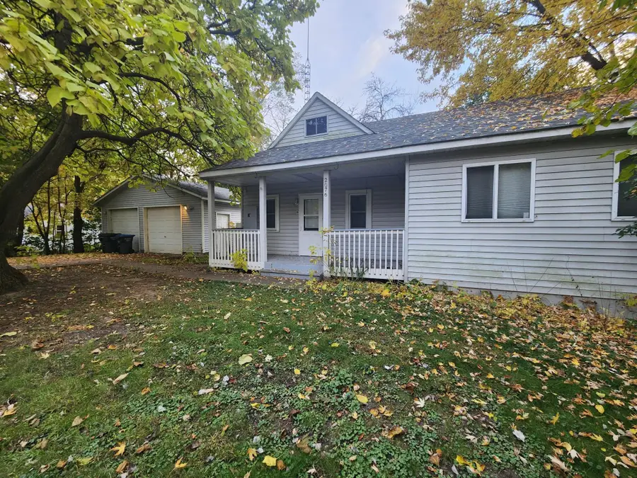 2076 Flanders Road, North Saint Paul, MN 55109 - Image #2