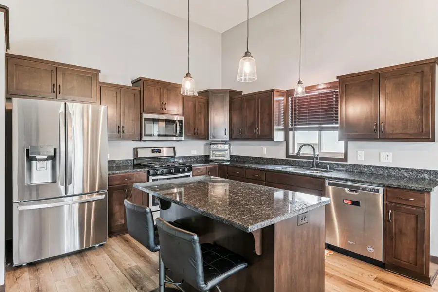 408 Bluebird Drive Nw, Isanti, MN 55040 - Image #2