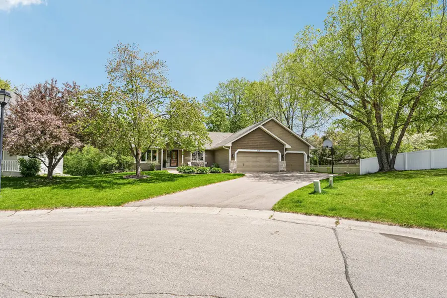 1410 Appaloosa Trail, Eagan, MN 55122 - #2