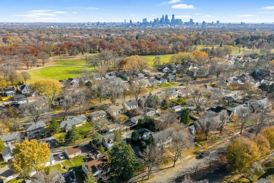 2732 Zenith Avenue N, Robbinsdale, MN 55422 - Image #2