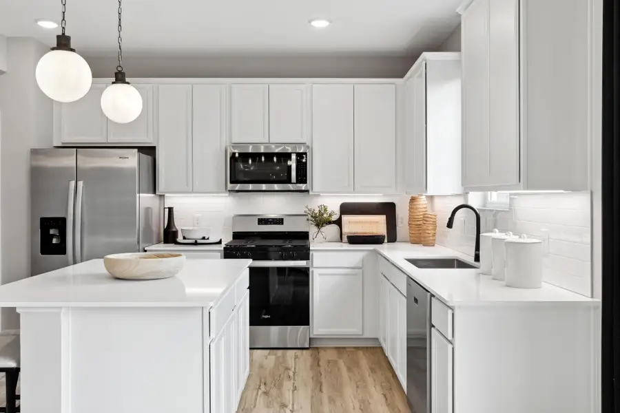 10326 Hadley Avenue S, Cottage Grove, MN 55016 - Image #2