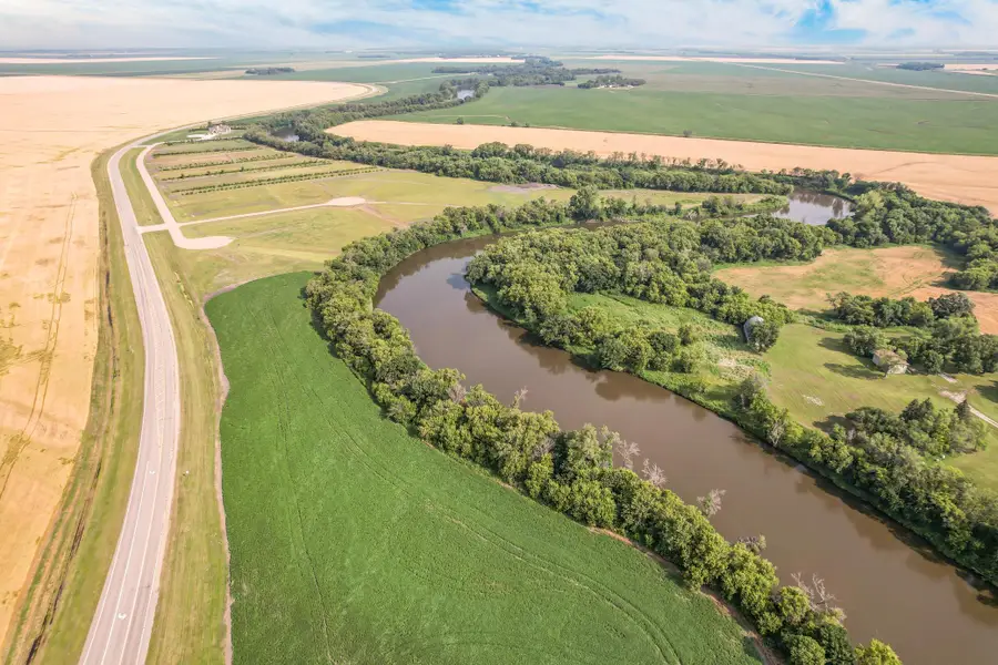 7188 180th Avenue Se, Wahpeton, ND 58075 - Image #2