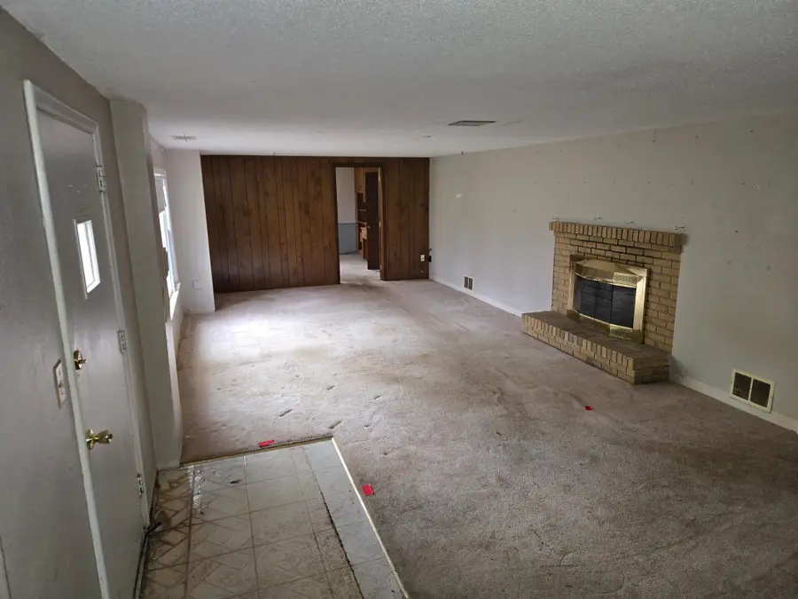 3926 Idaho Avenue N, Crystal, MN 55427 - Image #3