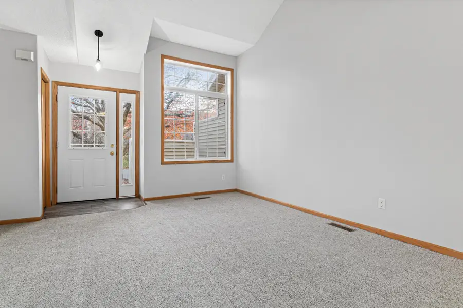 2123 Agate Curve, Shakopee, MN 55379 - Image #3