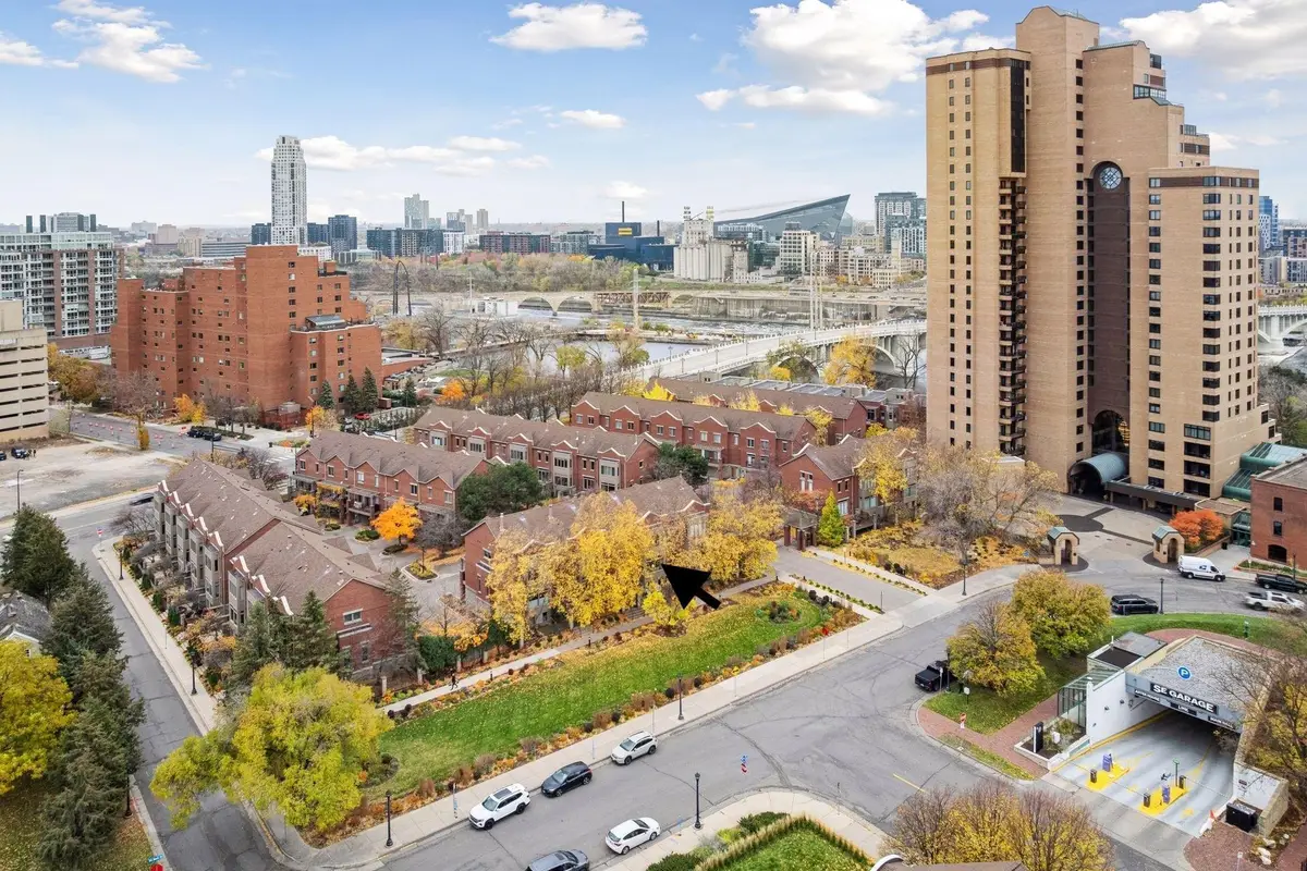 122 Bank Street Se, Minneapolis, MN 55414 - Image #1