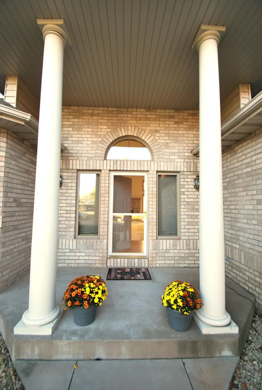 8048 Narcissus Lane N, Maple Grove, MN 55311 - Image #3