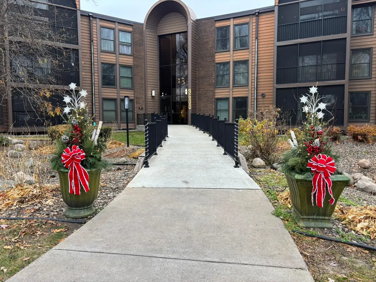 9600 Portland Avenue S #107, Bloomington, MN 55420 - Image #1