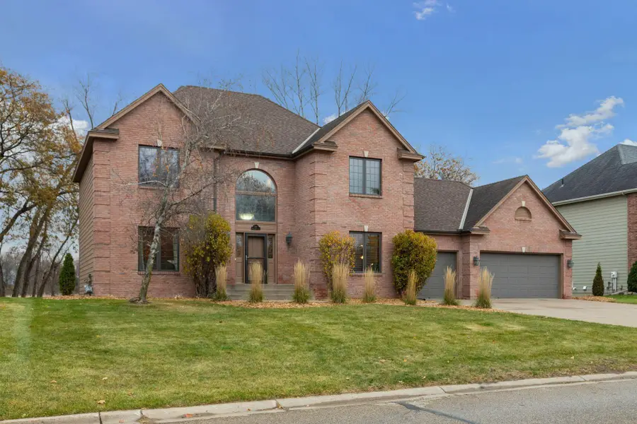 248 Meadowood Lane, Vadnais Heights, MN 55127 - Image #2