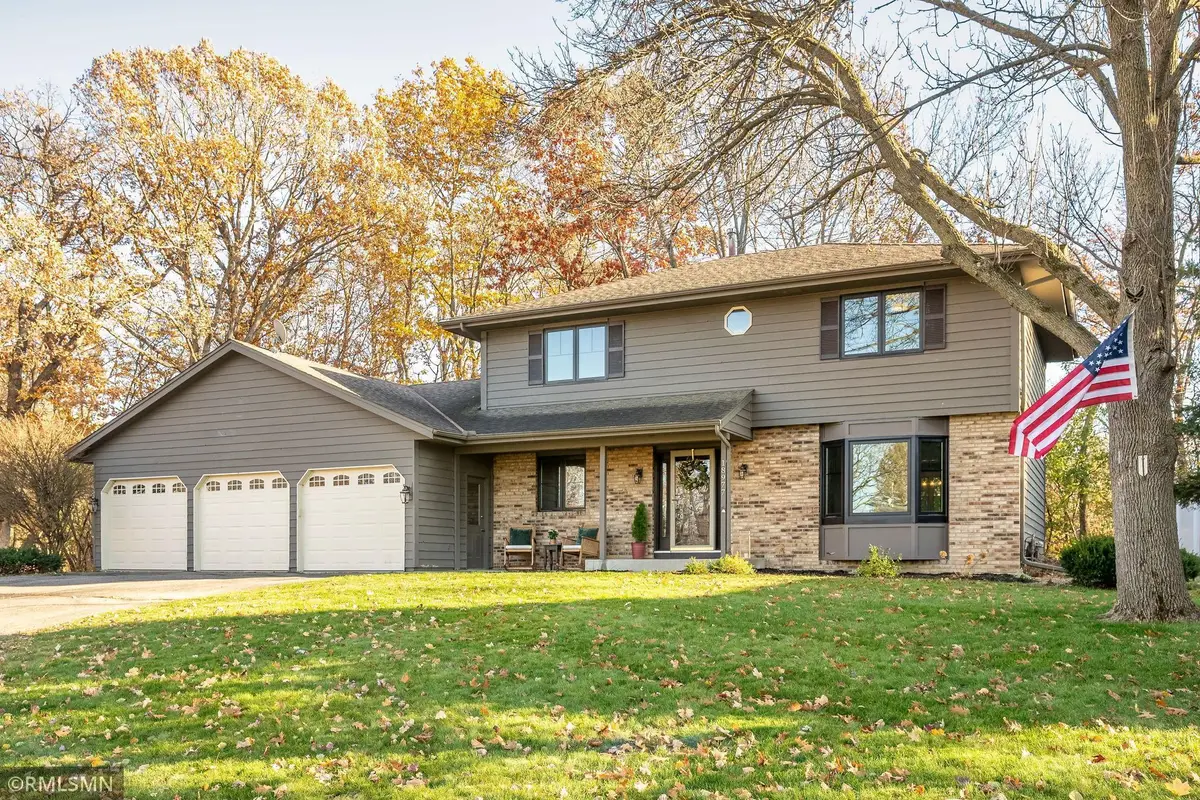18977 Ellie Lane, Eden Prairie, MN 55346 - Image #1
