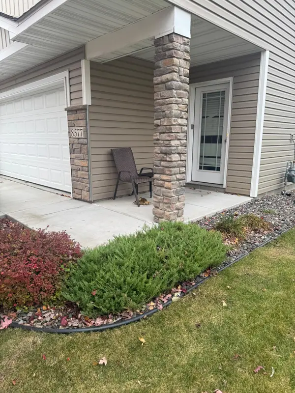 8577 Gateway Circle, Monticello, MN 55362