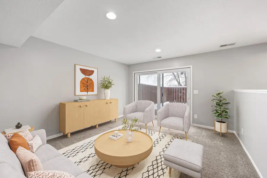 7888 Dunmore Road, Woodbury, MN 55125 - Image #2