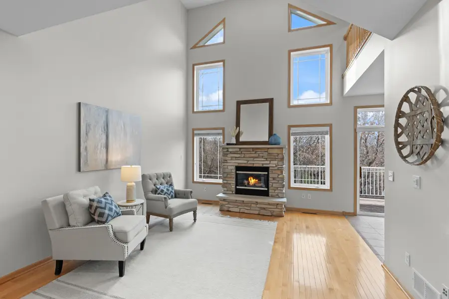 15561 Lilac Drive, Eden Prairie, MN 55347 - Image #2