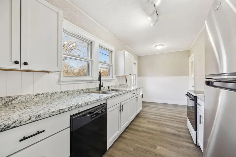 5106 Queen Avenue N, Minneapolis, MN 55430 - Image #3