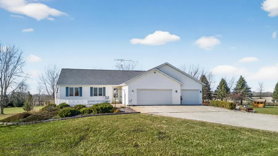 59879 185th Avenue, Dodge Center, MN 55927 - Image #3