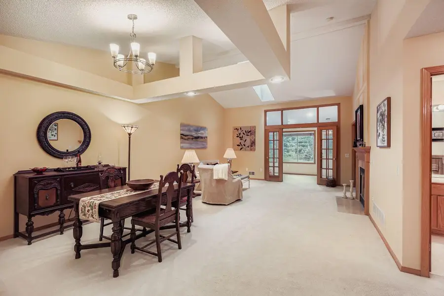 14527 Eureka Court, Apple Valley, MN 55124 - Image #3